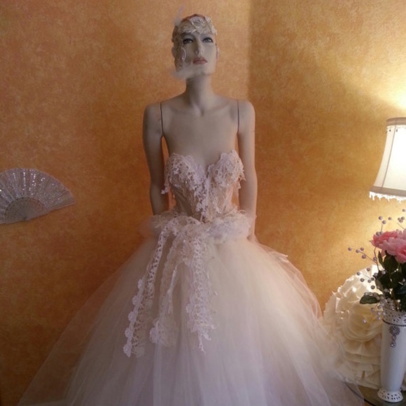 Ivory Lace Tulle Crystal Corset Wedding Ballgown